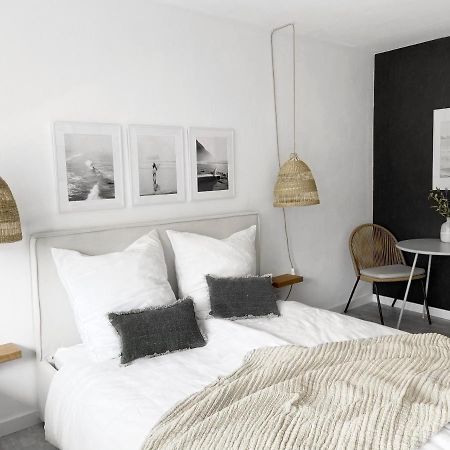 Seaside Rooms - Zentrales Design-Apartment Mit Balkon & Parkplatz - 2 Minuten Zum Strand Timmendorfer Strand Extérieur photo