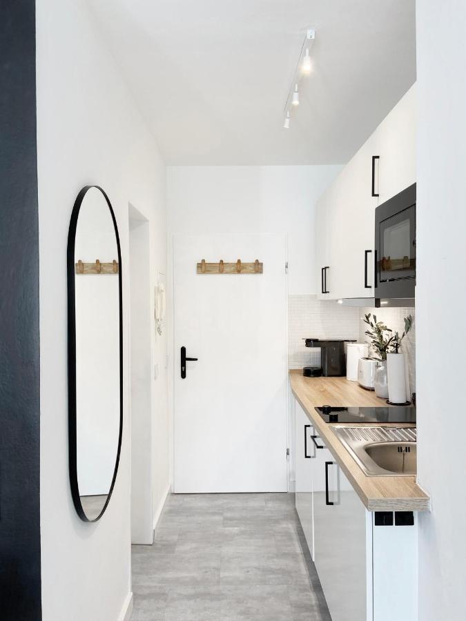 Seaside Rooms - Zentrales Design-Apartment Mit Balkon & Parkplatz - 2 Minuten Zum Strand Timmendorfer Strand Extérieur photo
